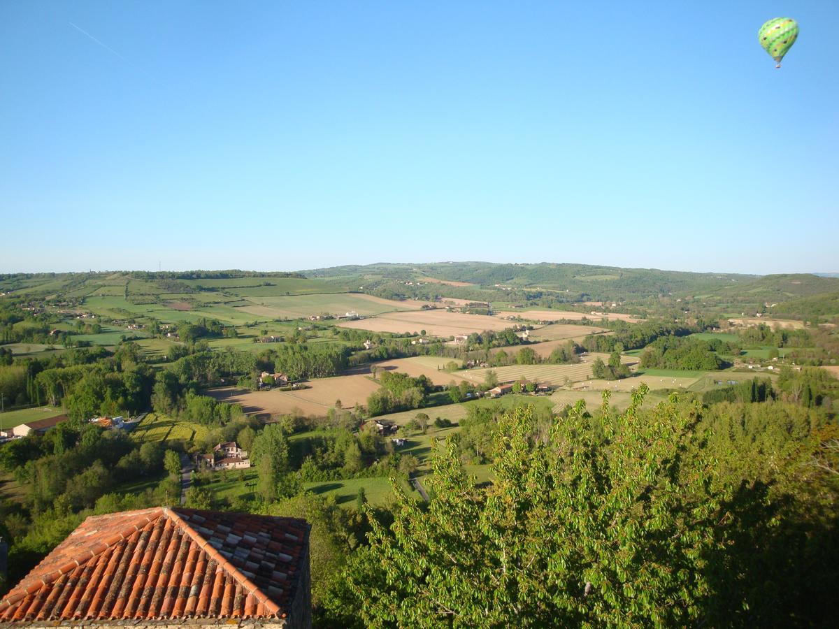 D'Ici Et D'Ailleurs Panzió Cordes Sur Ciel Kültér fotó